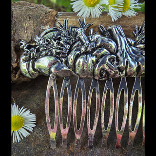 Garlic, Mushroom, and Herbs Hair Comb